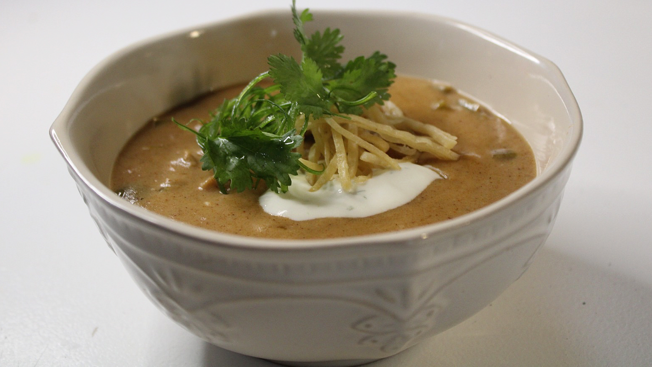 Cajun White Chicken Chili with Lime Crema